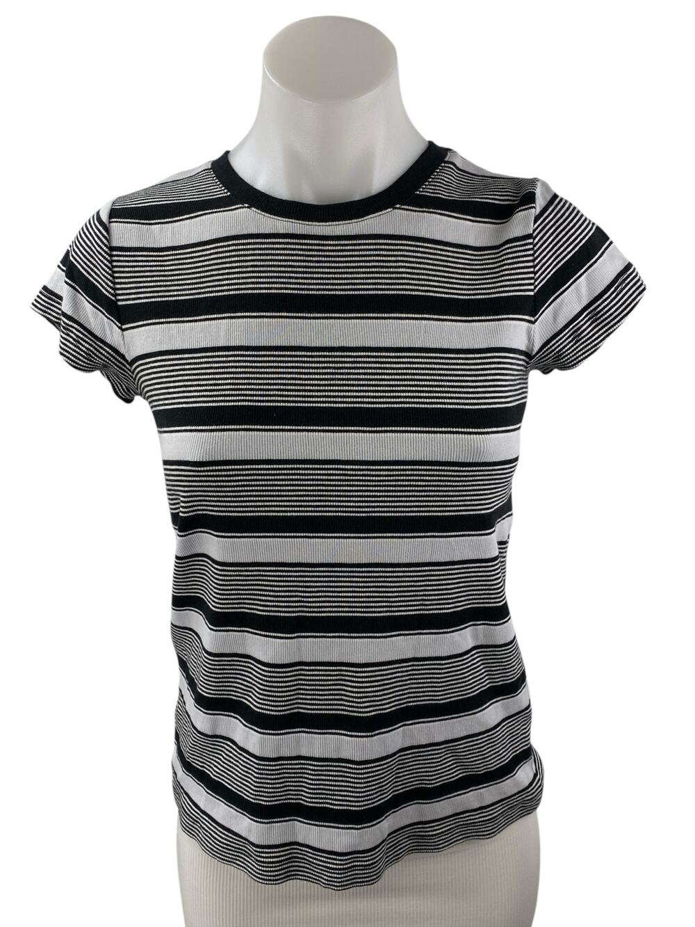 Club Monaco Women's Black Striped Short Sleeve Crew Neck T Shirt Tee Top Size M